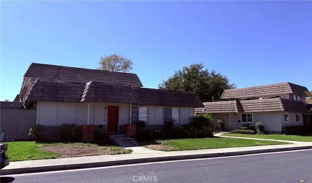4728 Larwin Avenue, Cypress