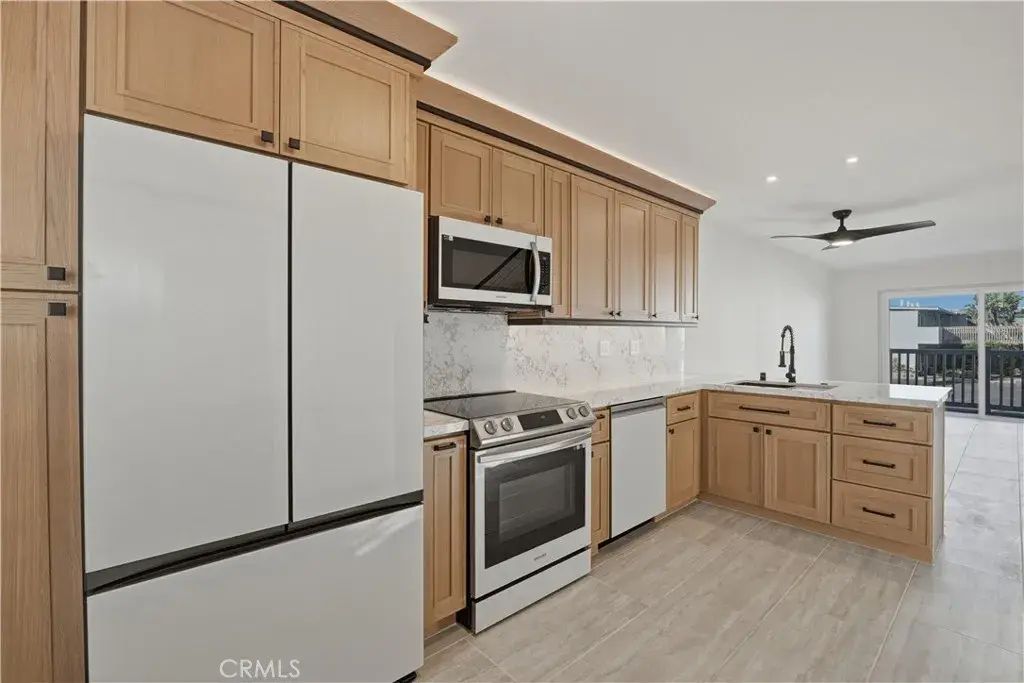 1111 Seacoast Drive 27, Imperial Beach