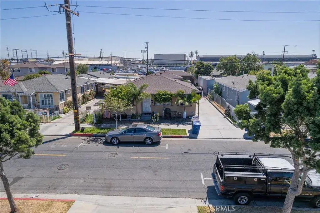 6322 Bissell, Huntington Park