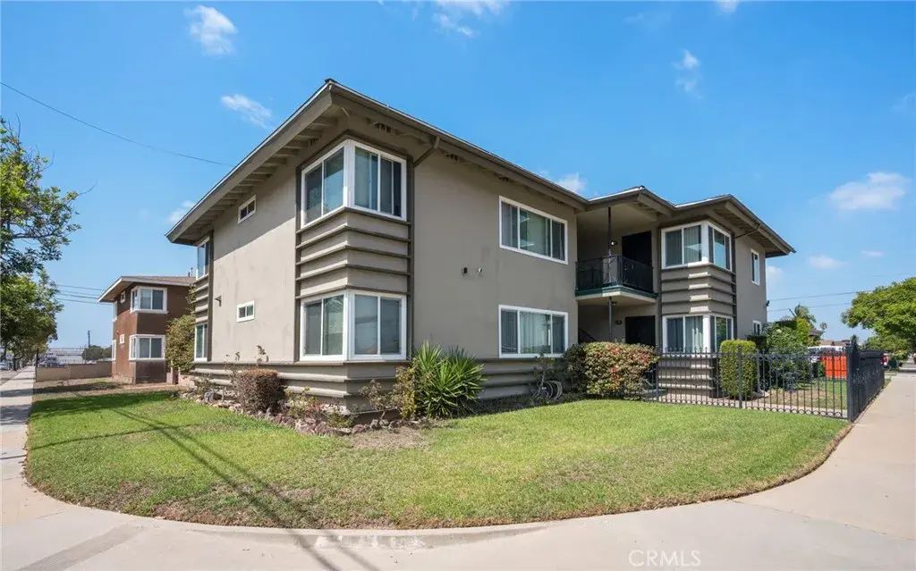 2039 Marine, Gardena