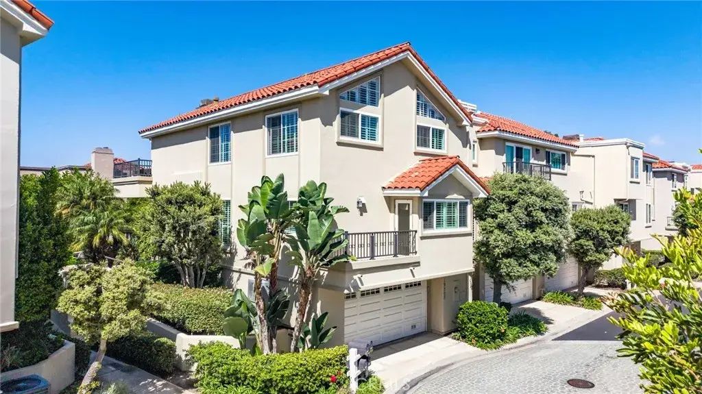 19305 Brooktrail Lane, Huntington Beach