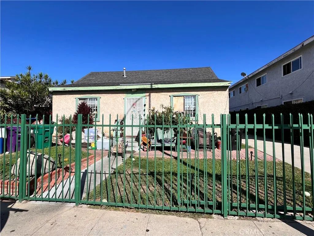 2430 Atlantic, Long Beach