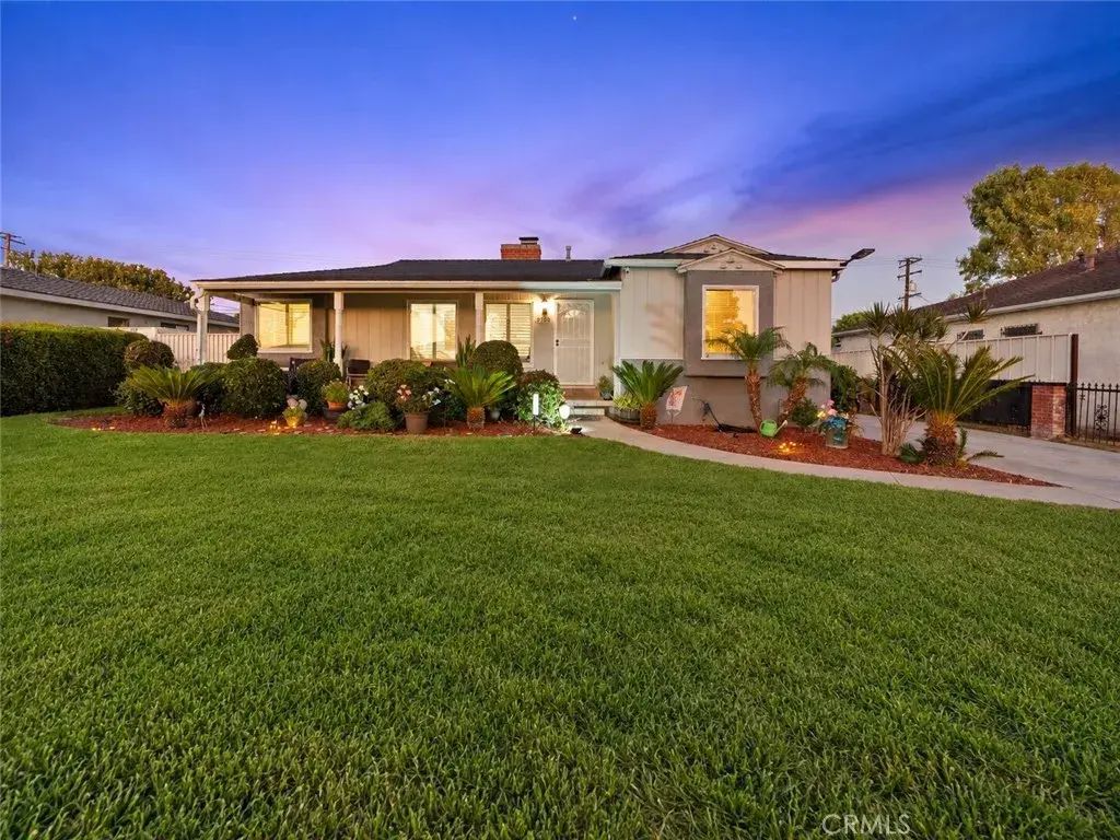 9700 S 5th, Inglewood
