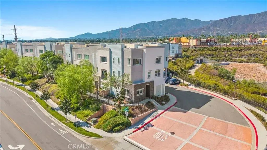 820 Highline Way, Upland