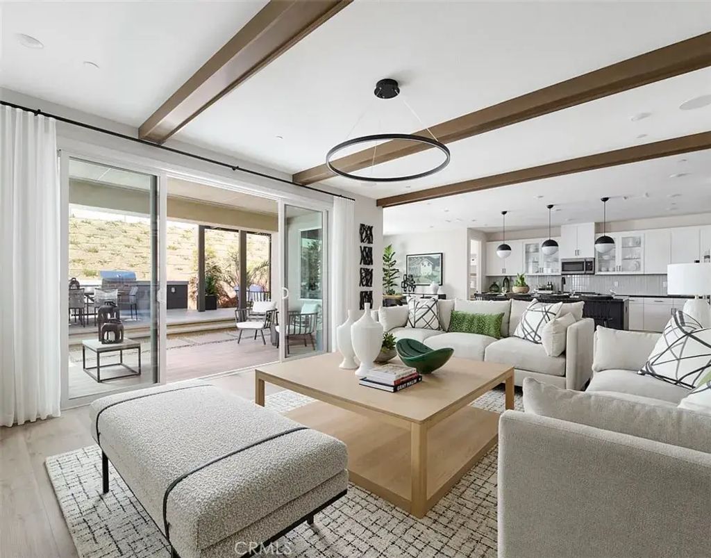 28216 Glory Place, Canyon Country