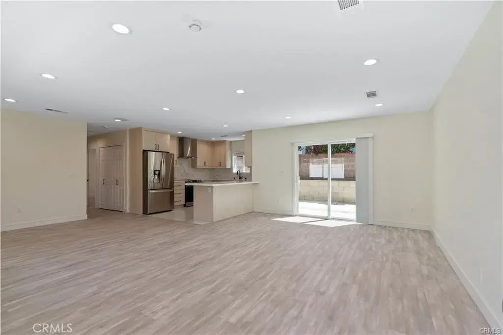 3056 N Frederic Street, Burbank