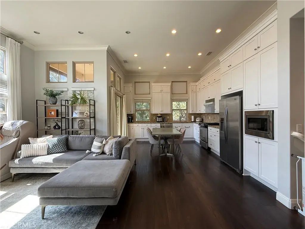 93 Thornhurst, Irvine
