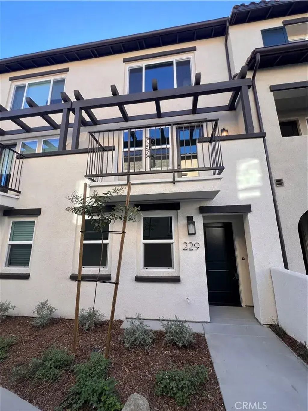 229 Stillwater, Claremont