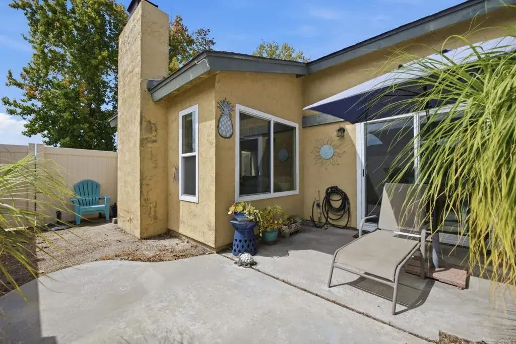 3553 Coconut Way, Oceanside
