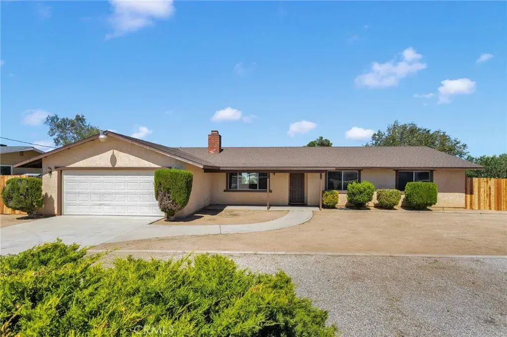 18256 Danbury, Hesperia