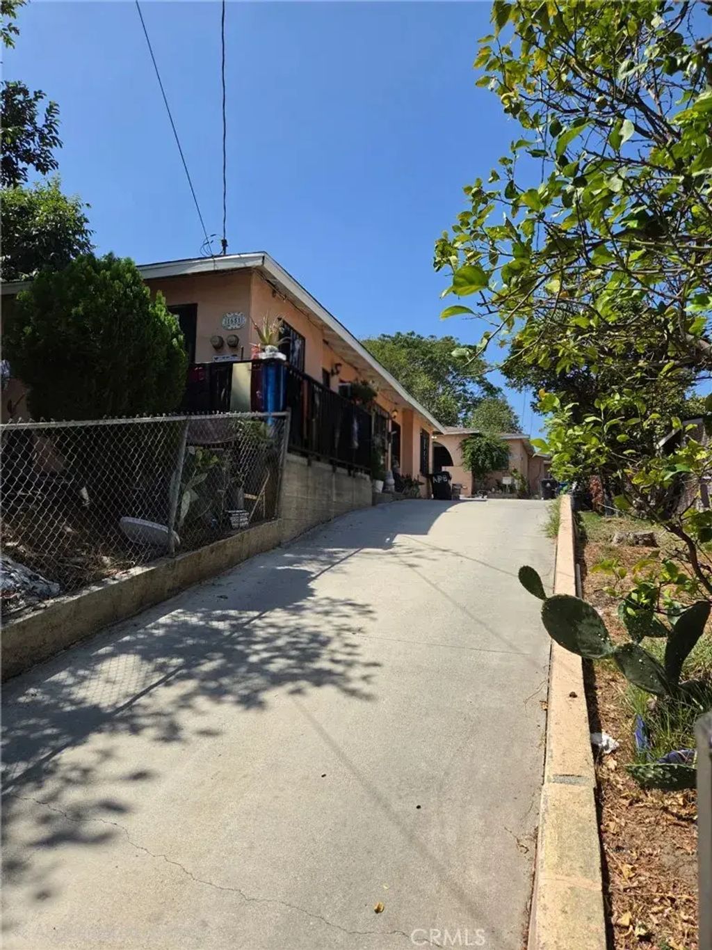 1651 Tremont, Los Angeles