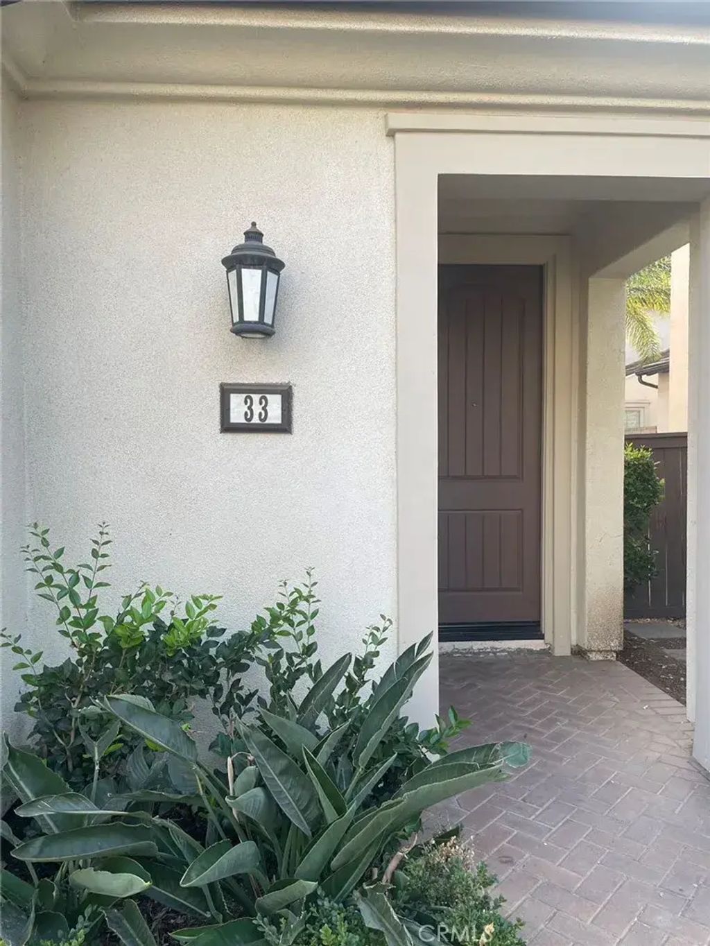 33 Sable, Irvine