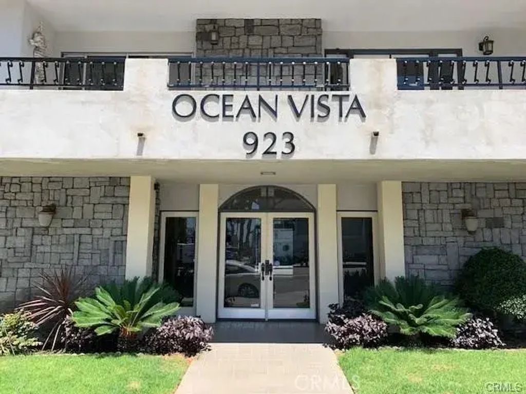 923 E Ocean Boulevard 7, Long Beach