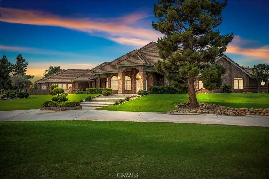 5149 Fallgatter Street, Bakersfield