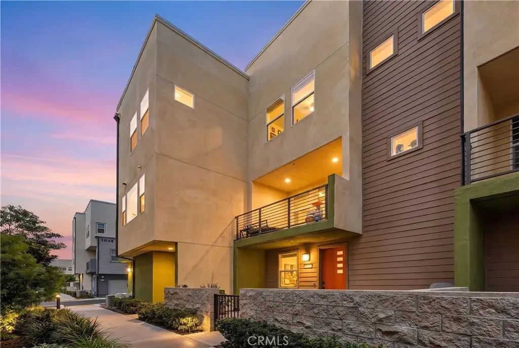 1635 W Lincoln Avenue 103, Anaheim