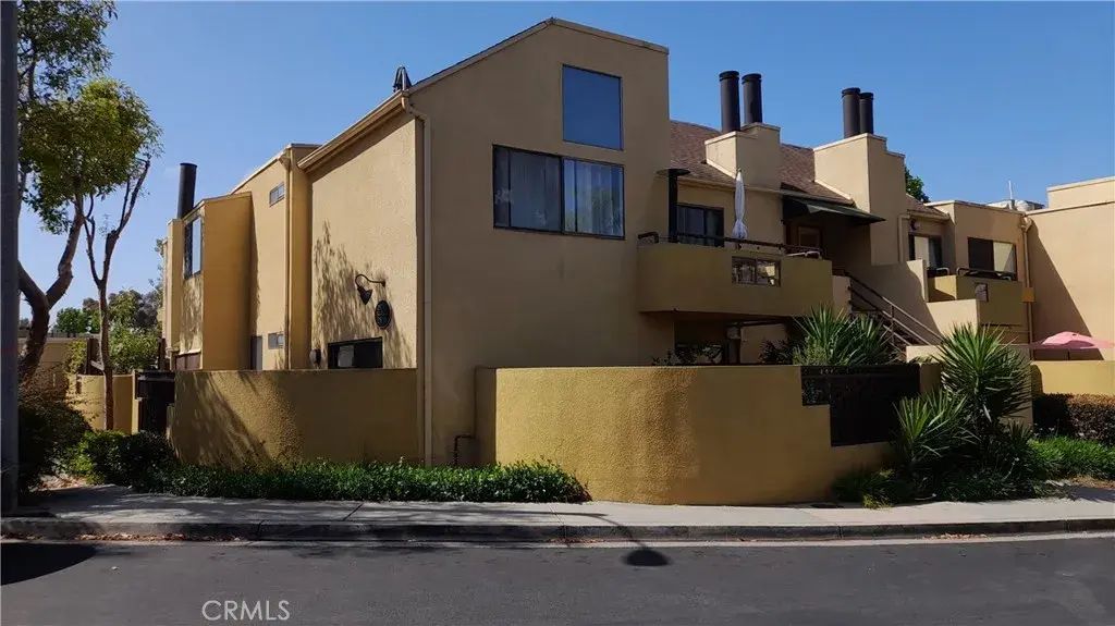 25712 Le Parc 31, Lake Forest