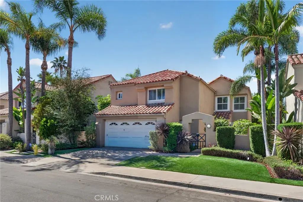 7 Posada, Irvine