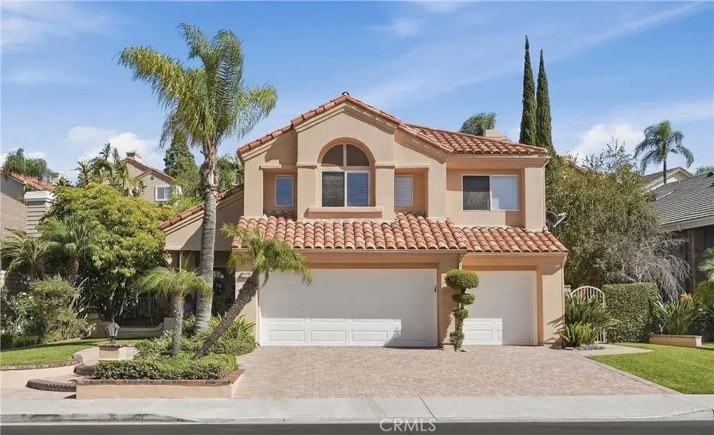 22172 Wayside, Mission Viejo