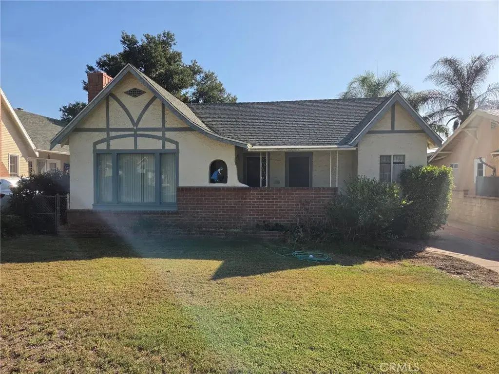 4020 Rosewood Place, Riverside