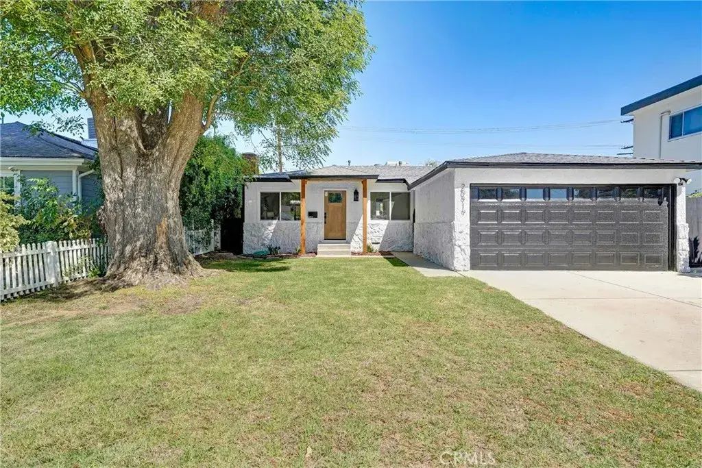 20919 Costanso Street, Woodland Hills