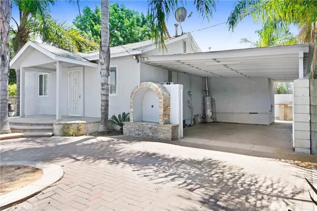 10722 Wells Avenue, Riverside