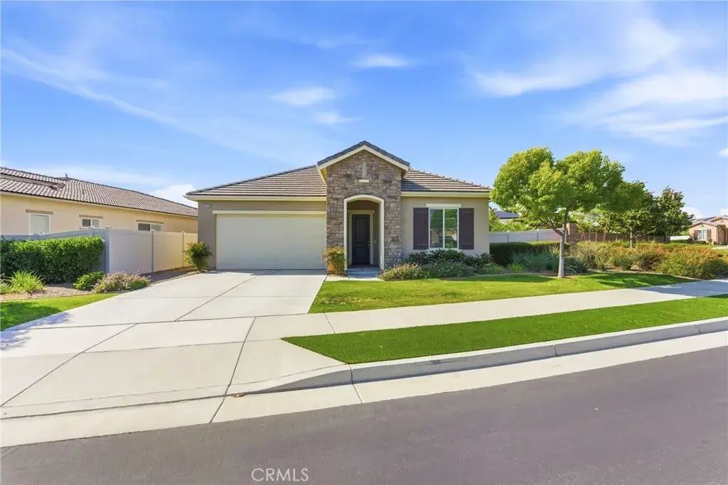 9810 Richland Hills Lane, Bakersfield