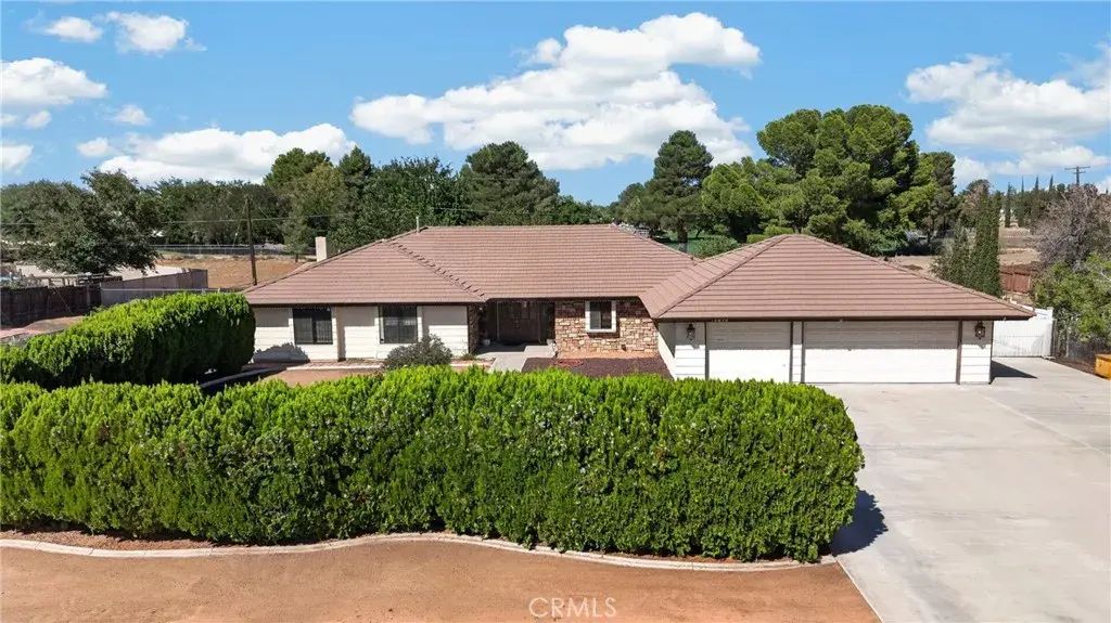 14070 Seminole, Apple Valley