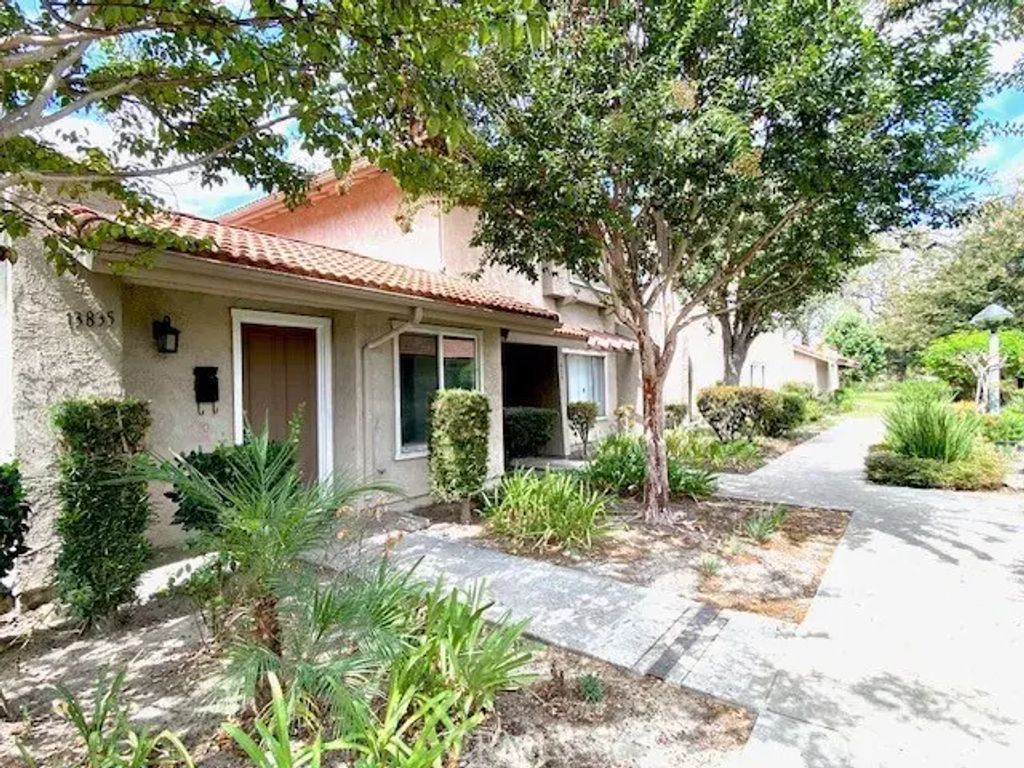 13835 La Jolla, Garden Grove