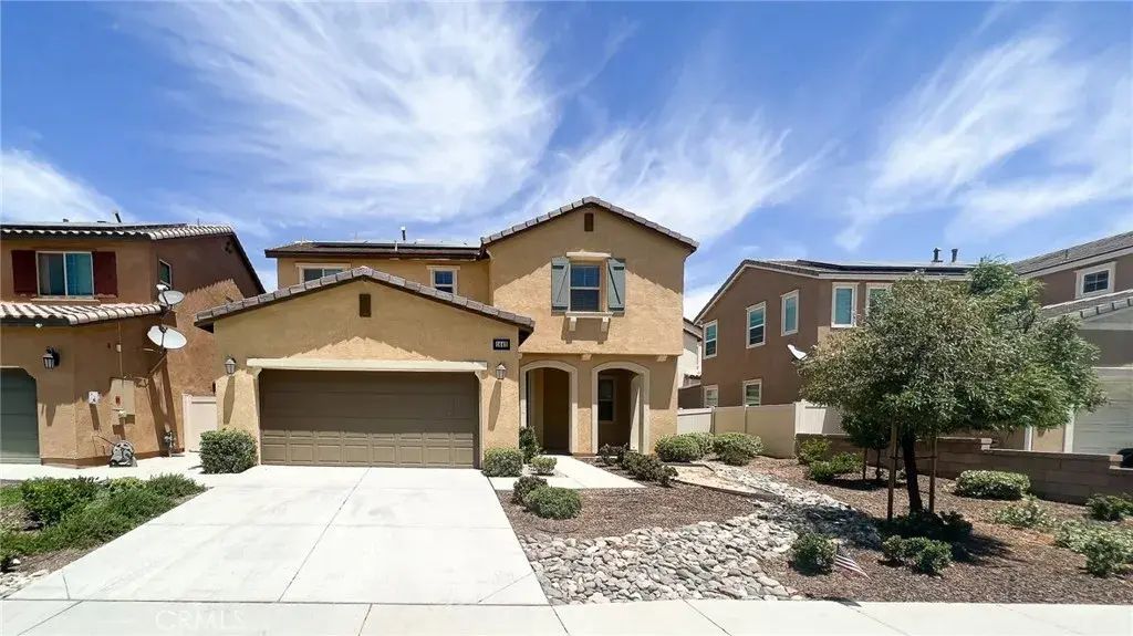 1440 Black Diamond, Beaumont