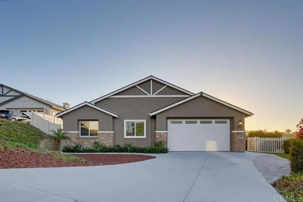 9228 Rickie Road, Lakeside