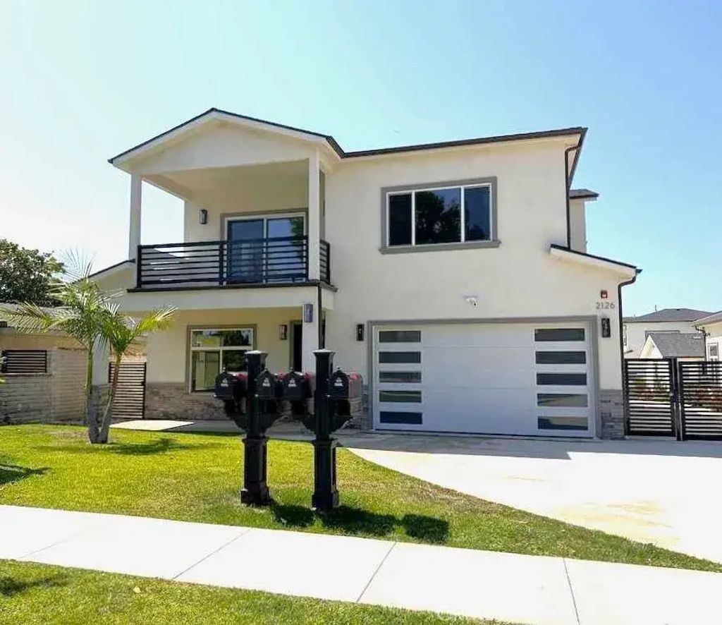 2126 W 238th Street, Torrance