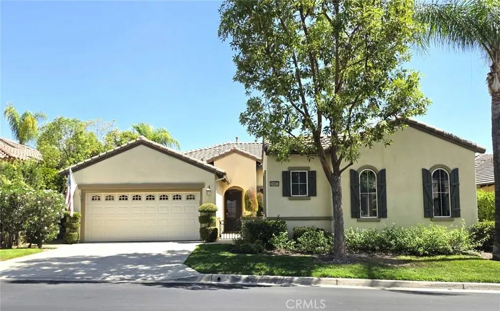 24662 Gleneagles, Corona