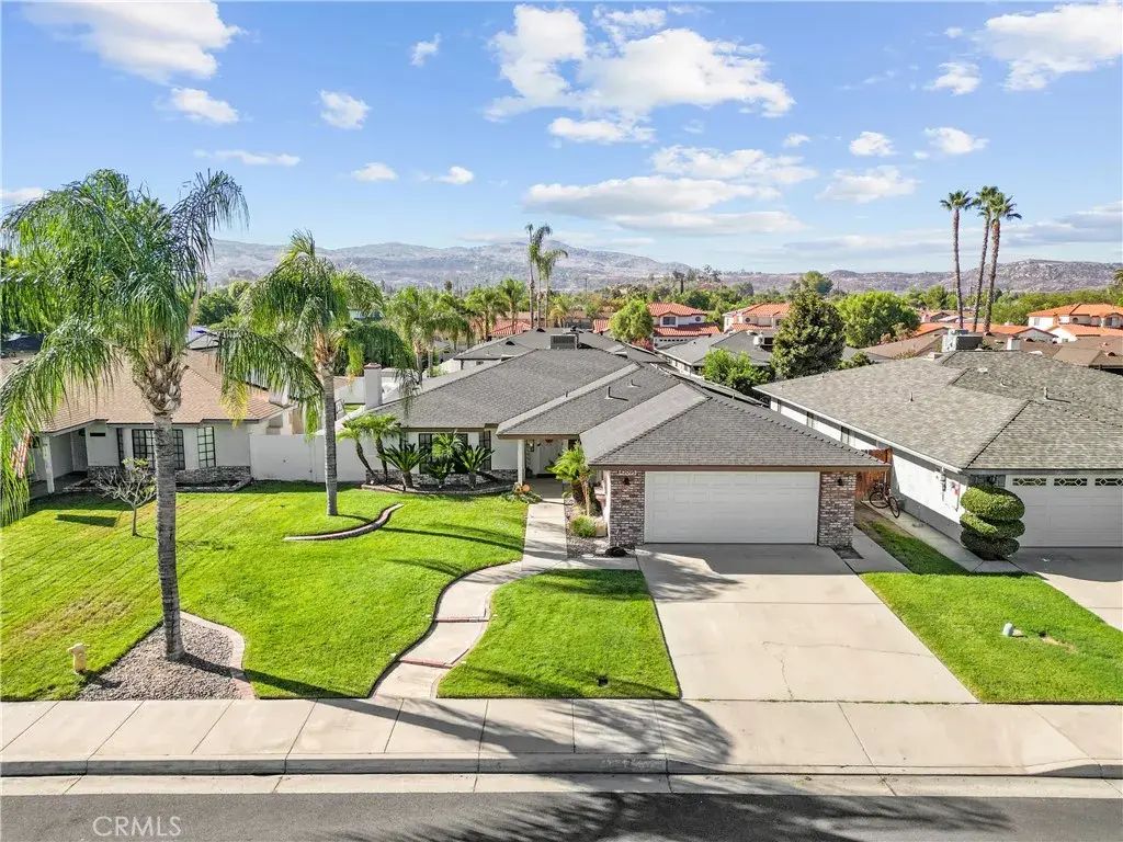 42095 Acacia Avenue, Hemet