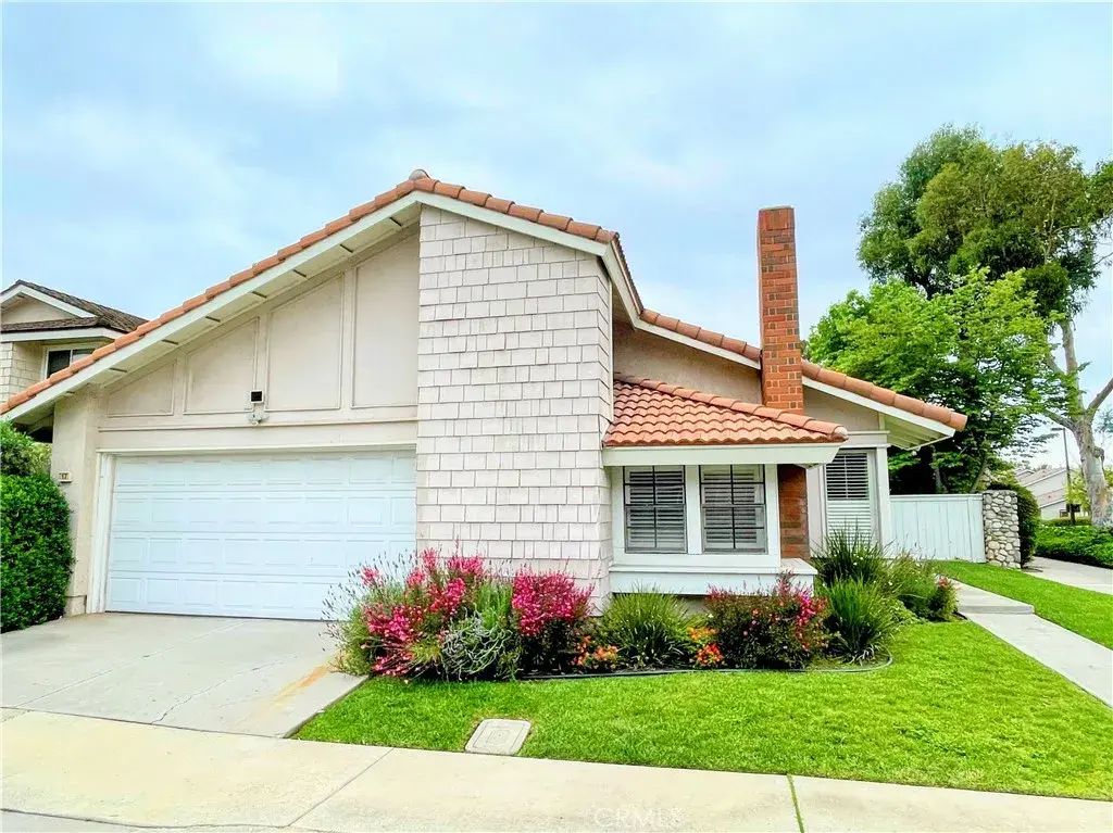 17 Fallbrook, Irvine