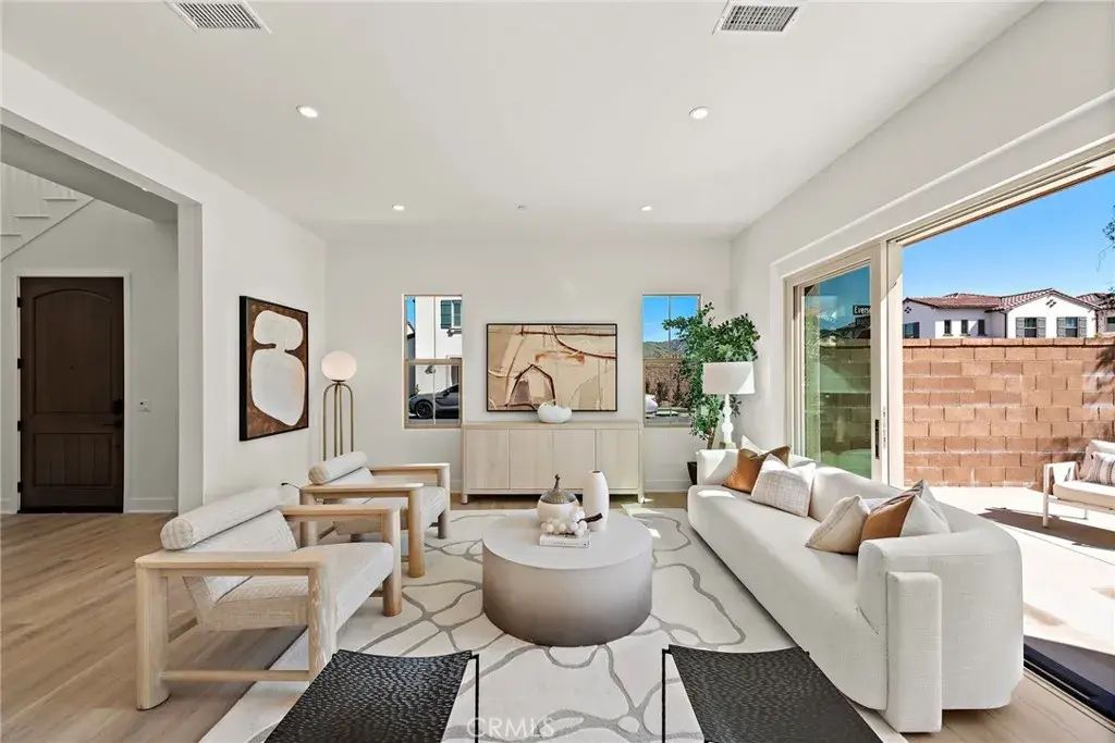 122 Eversedge, Irvine