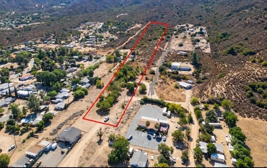 18921 Grand, Lake Elsinore