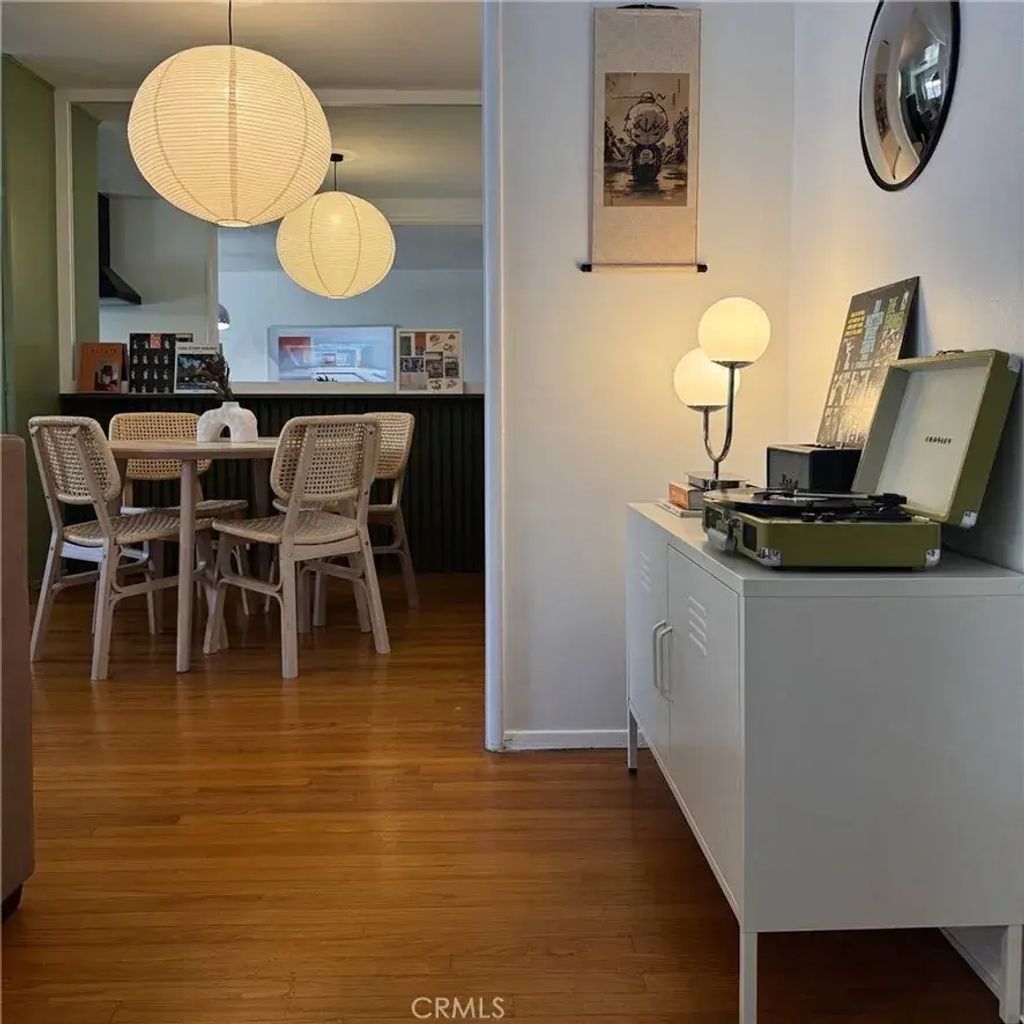 1575 E Appleton 18, Long Beach