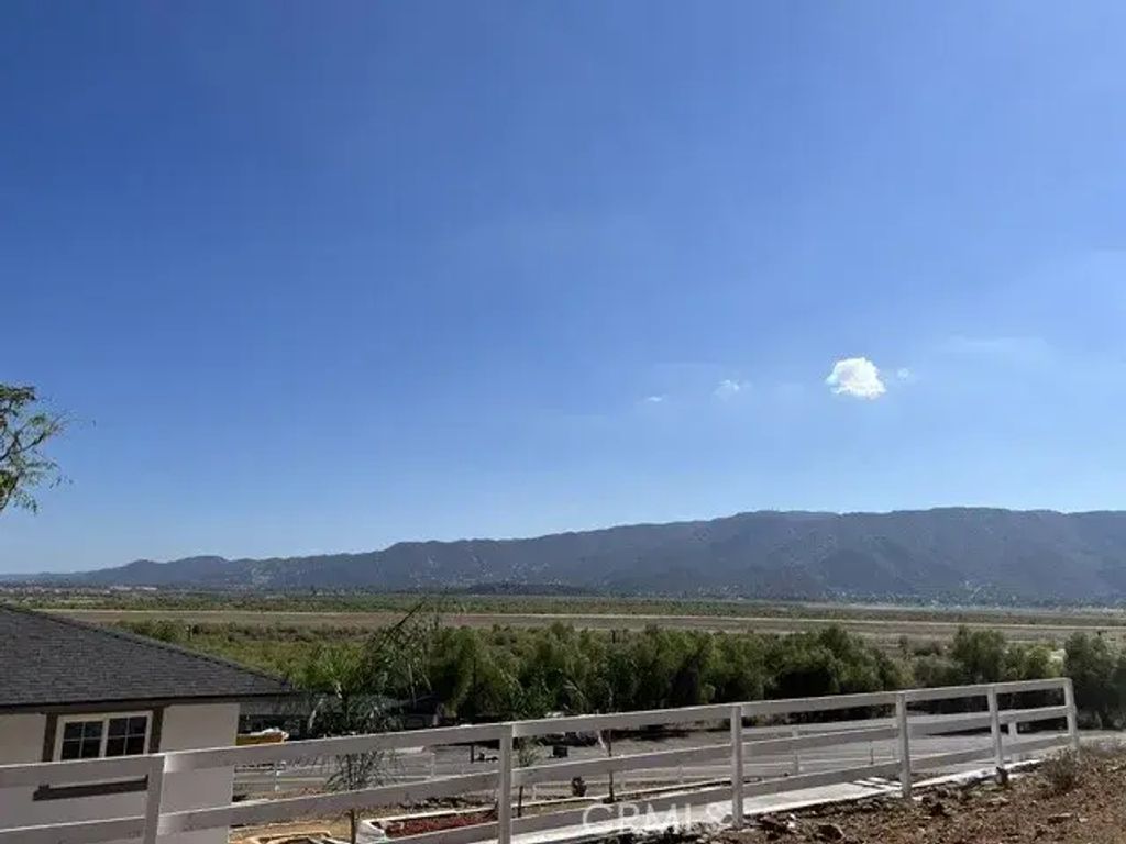 314 Acacia, Lake Elsinore