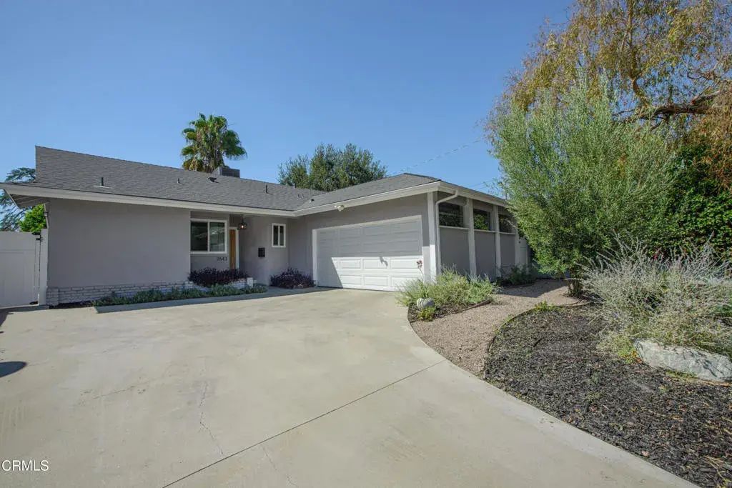 7643 Encino Avenue, Northridge