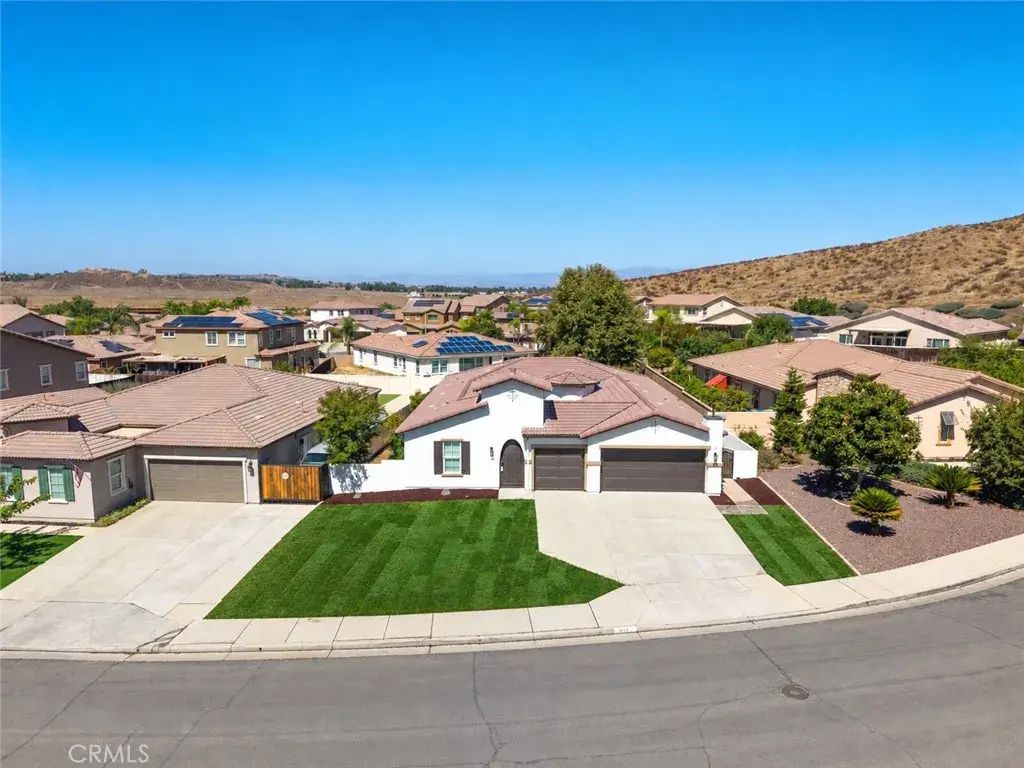 356 Tuffa Court, Perris