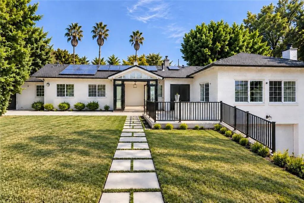 16633 Oak View Drive, Encino