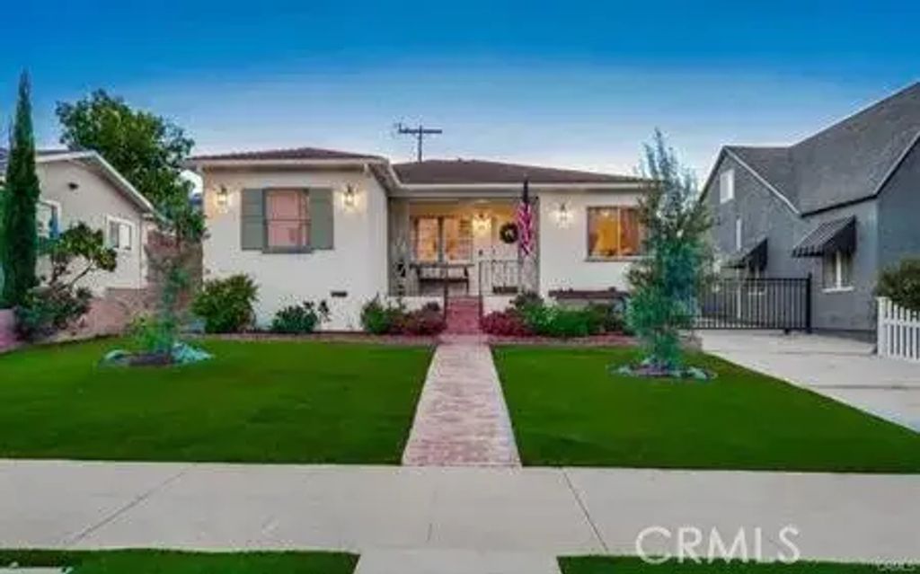 1917 S Walker, San Pedro