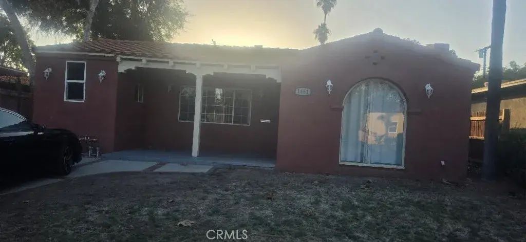 1661 Forest, Pasadena