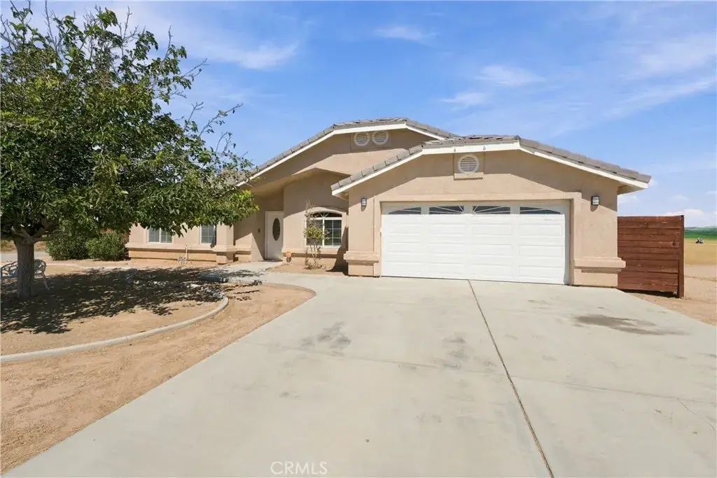 7711 Dogwood Avenue, California City