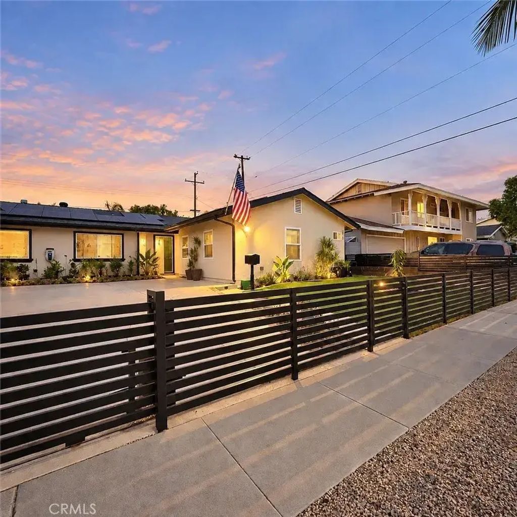 6261 Rosemary, Cypress
