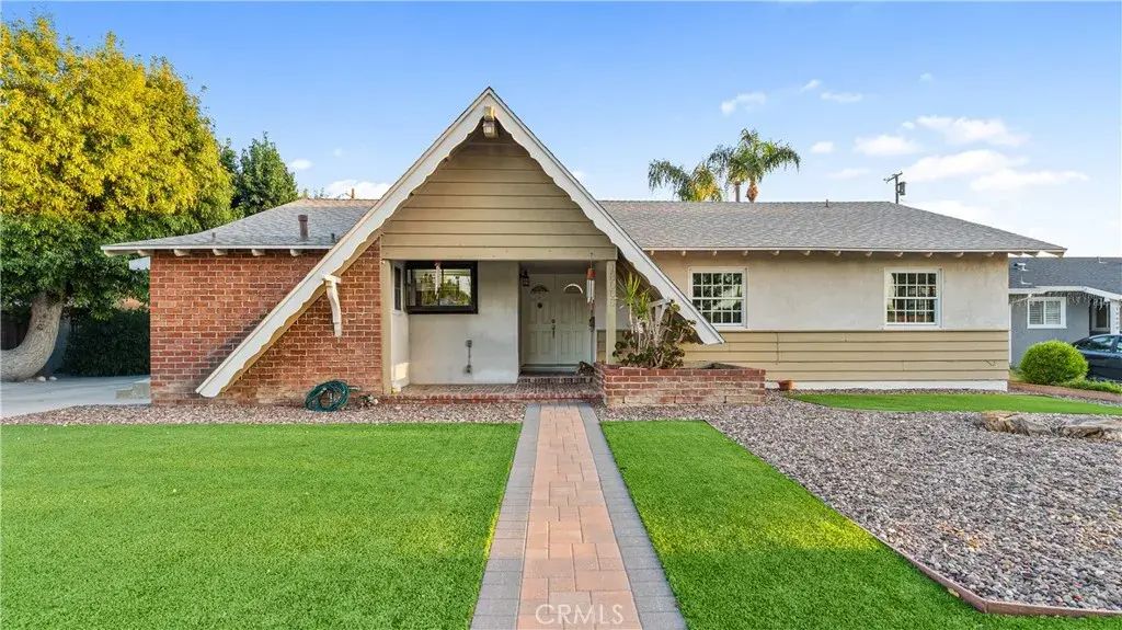 18600 Knapp Street, Northridge