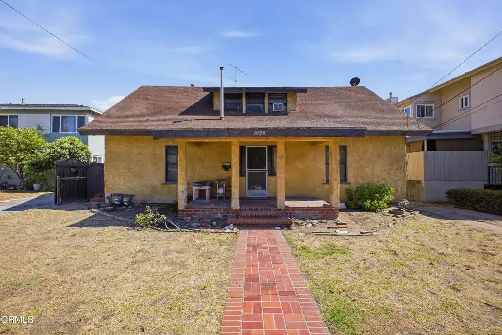 1008 E Windsor Road, Glendale