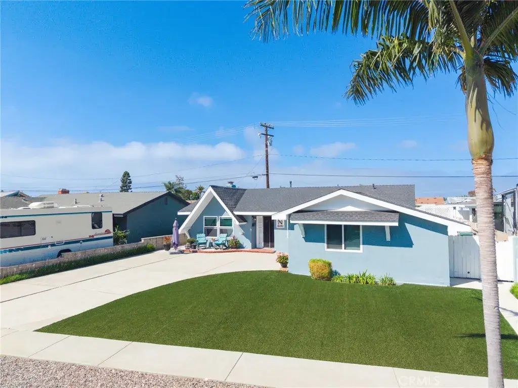 16281 Saratoga Lane, Huntington Beach