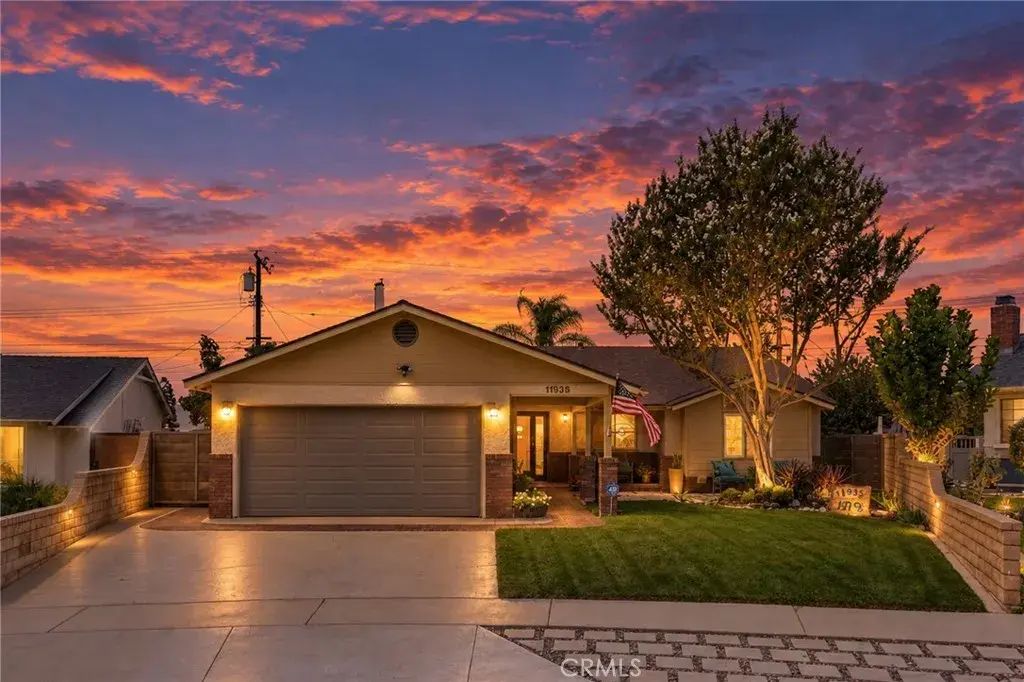 11935 Groveside Avenue, Whittier