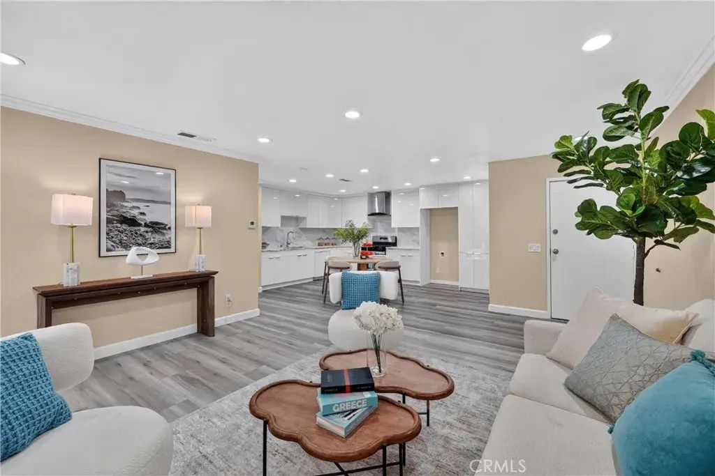 13930 Parkway, Garden Grove